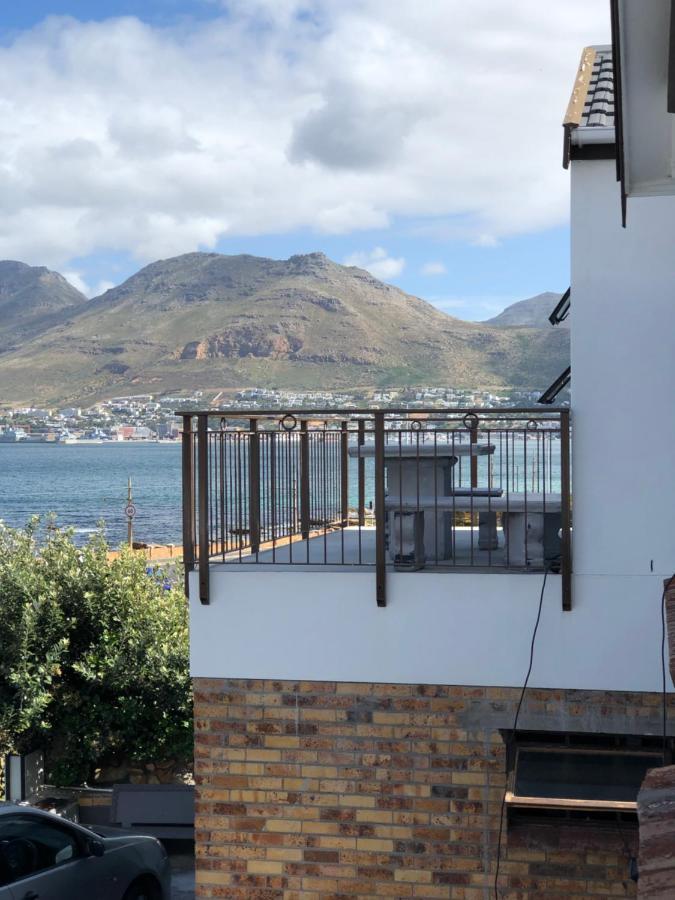 Ollava Guesthouse Simon's Town Eksteriør billede