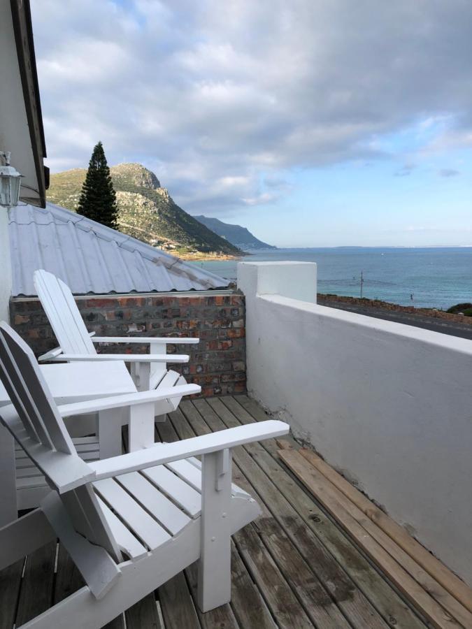 Ollava Guesthouse Simon's Town Eksteriør billede