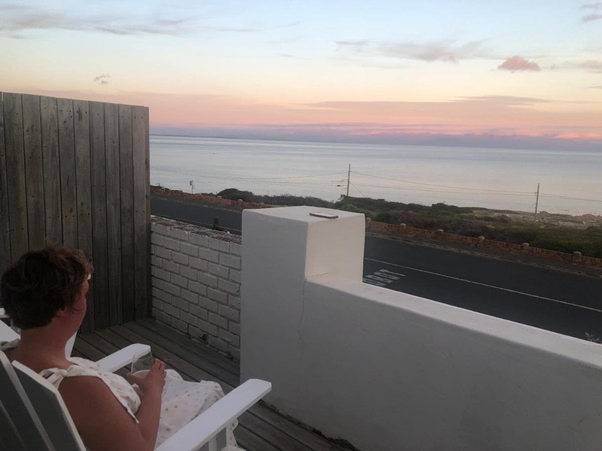 Ollava Guesthouse Simon's Town Eksteriør billede