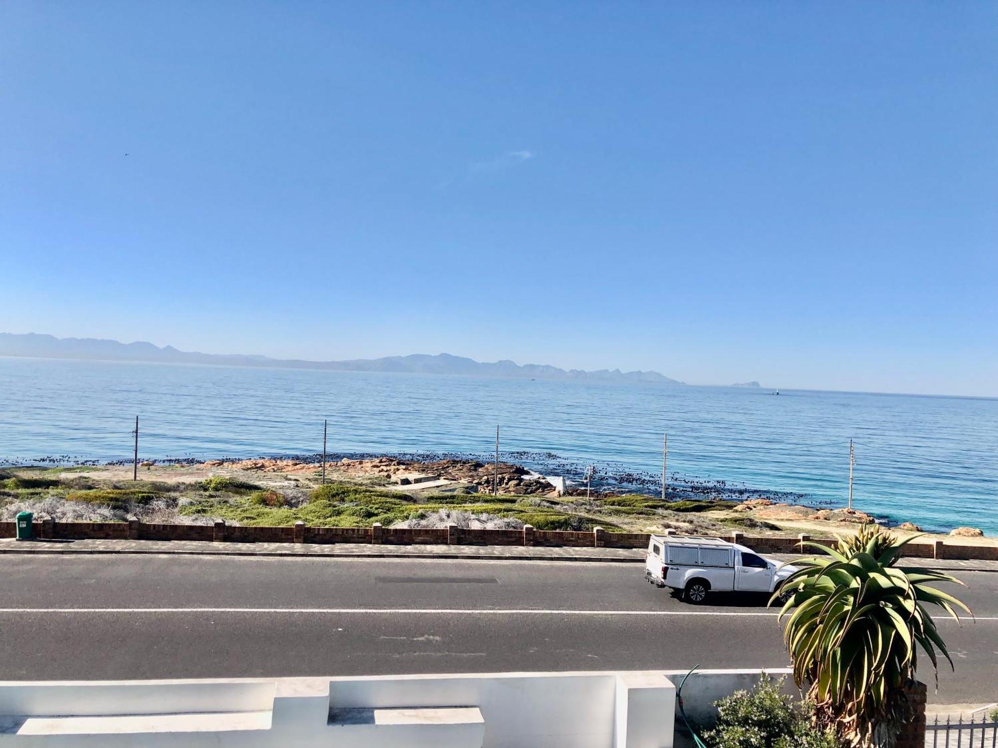 Ollava Guesthouse Simon's Town Eksteriør billede
