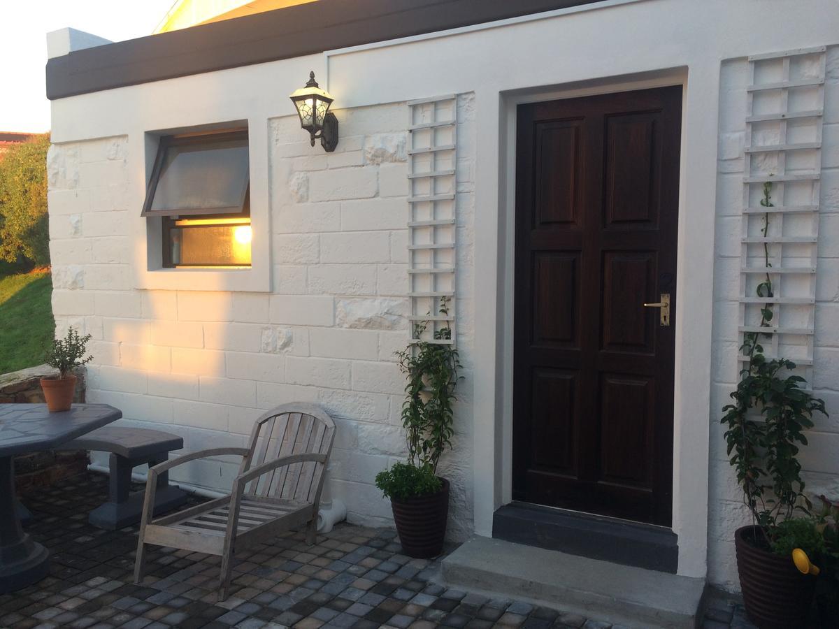 Ollava Guesthouse Simon's Town Eksteriør billede
